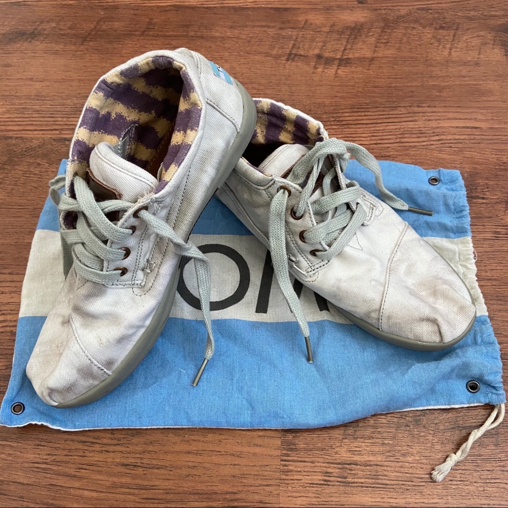 TOMS 7.5 Women’s Boat Shoes